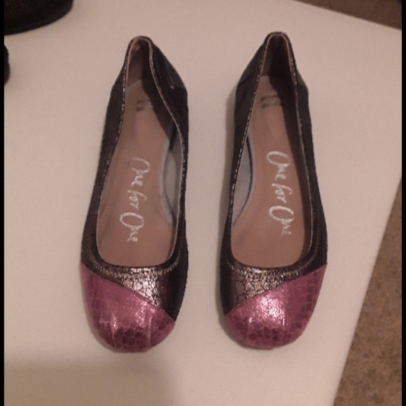 Toms Shoes - Toms 3 toned flat One for One shoes size 7